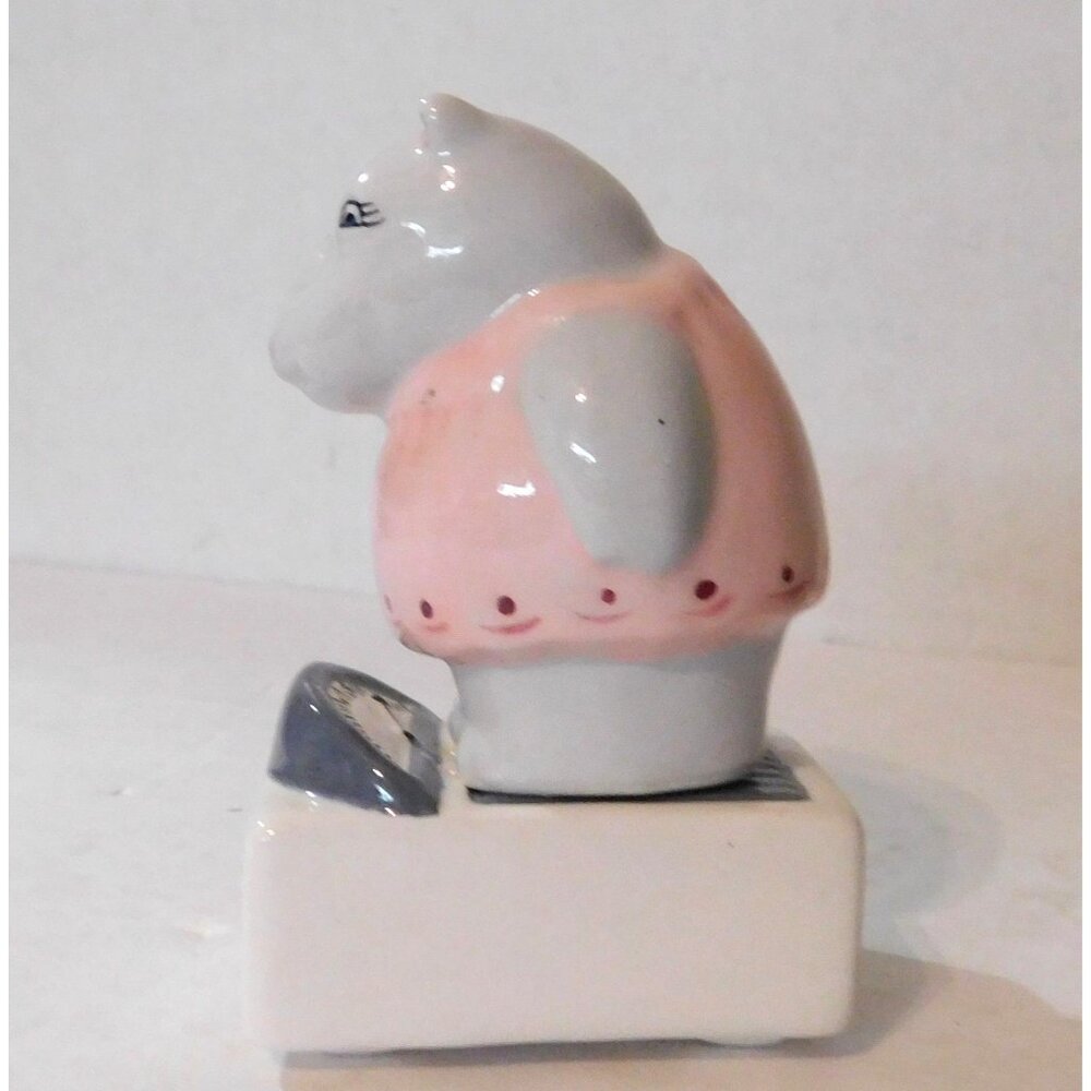 Clay Art Fat Chance Salt Pepper Shakers Hippo on the Scale 7565 Vintage 1992 - Picture 3 of 11